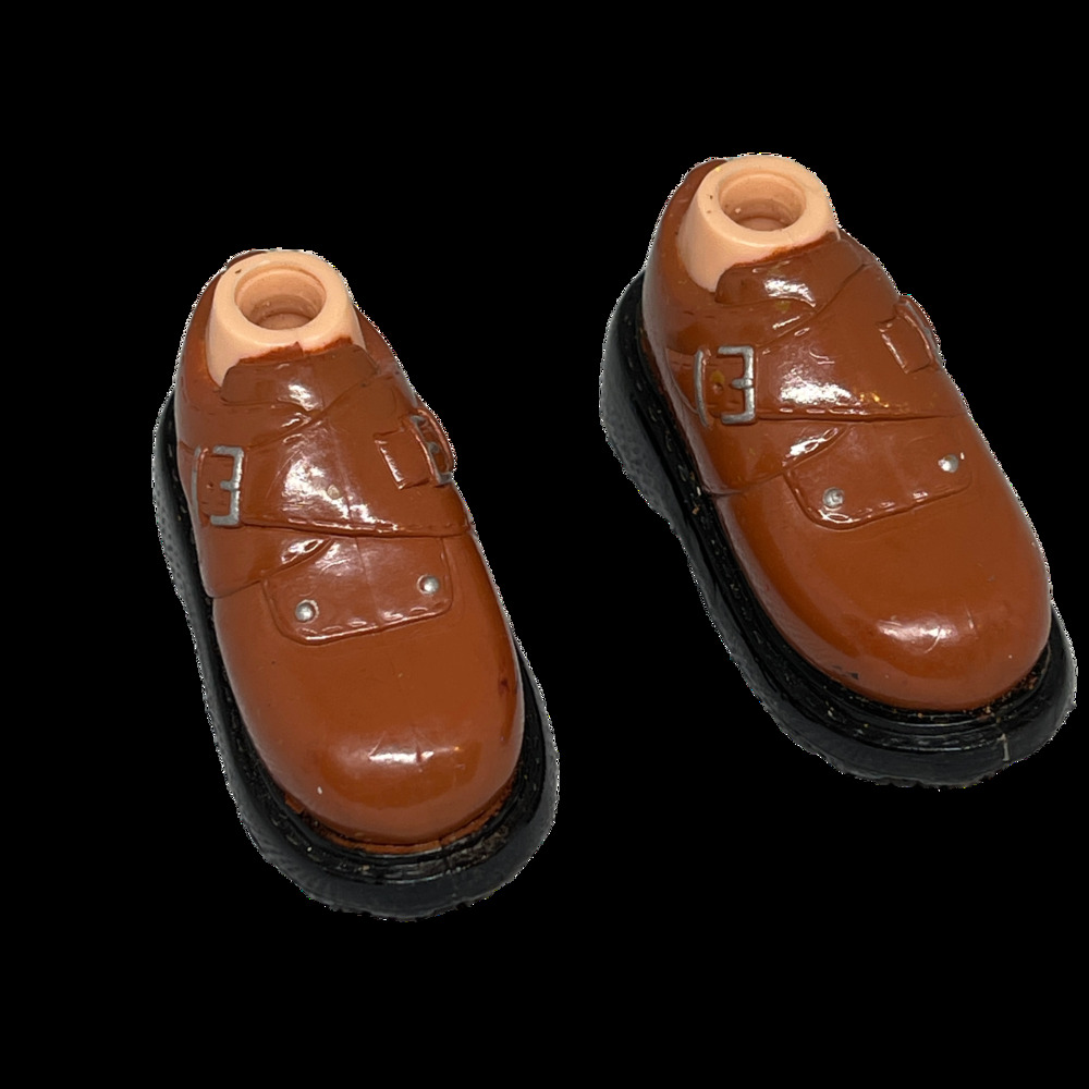 Bratz Boyz Footwear Rust Cross-over buckles Black Bottom